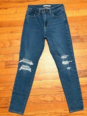 Levi’s High-Rise Distressed Skinny Ankle Jeans - Blue Size 26